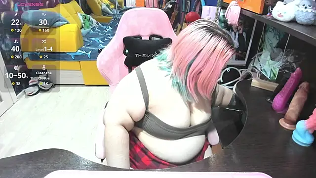 Snapshot of Softie_Sofy chatting on February 18, 2026, 2:09 am Softie Sofy online show from February 18, 2026, 2:09 am