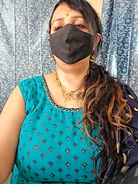 Snapshot of cute-tanvi chatting on March 13, 2025, 5:00 am cute-tanvi online show from March 13, 2025, 5:00 am