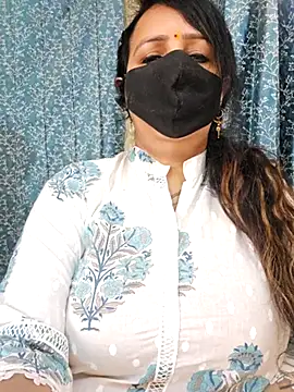 Snapshot of cute-tanvi chatting on March 5, 2025, 1:31 am cute-tanvi online show from March 5, 2025, 1:31 am