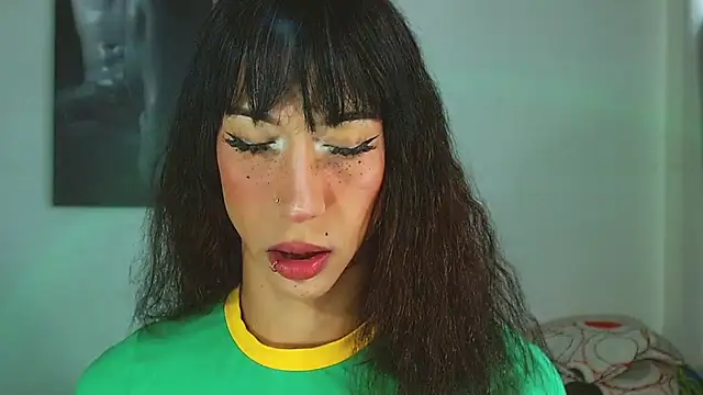 Kenisha Sweet online show from January 6, 2026, 5:06 pm