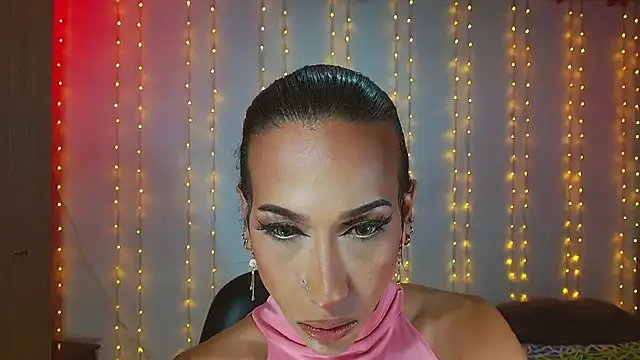 Snapshot of Kenisha_Sweet chatting on March 23, 2025, 6:26 am Kenisha Sweet online show from March 23, 2025, 6:26 am