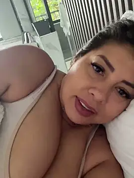 natural bigboobs online show from March 11, 2025, 12:28 pm