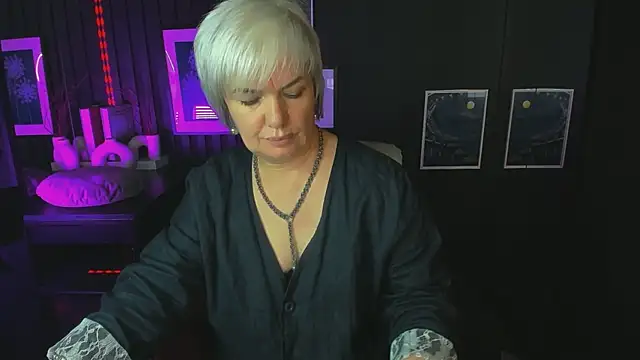 CarmenSoft online show from July 29, 2026, 8:57 am
