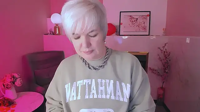 Snapshot of CarmenSoft chatting on February 20, 2026, 8:44 pm CarmenSoft online show from February 20, 2026, 8:44 pm