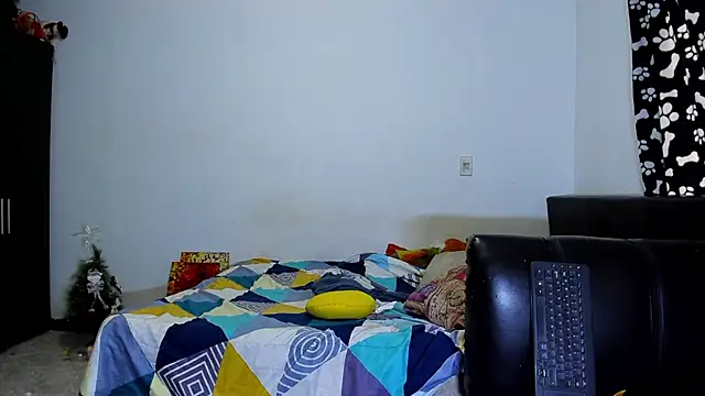 Snapshot of ares_sexxx chatting on November 21, 2025, 3:44 pm ares sexxx online show from November 21, 2025, 3:44 pm