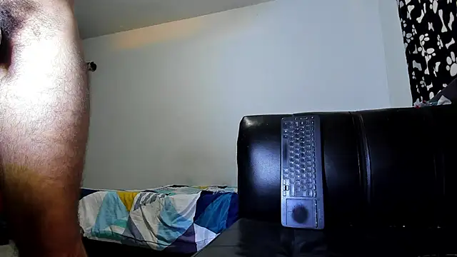 Snapshot of ares_sexxx chatting on November 8, 2025, 6:33 pm ares sexxx online show from November 8, 2025, 6:33 pm