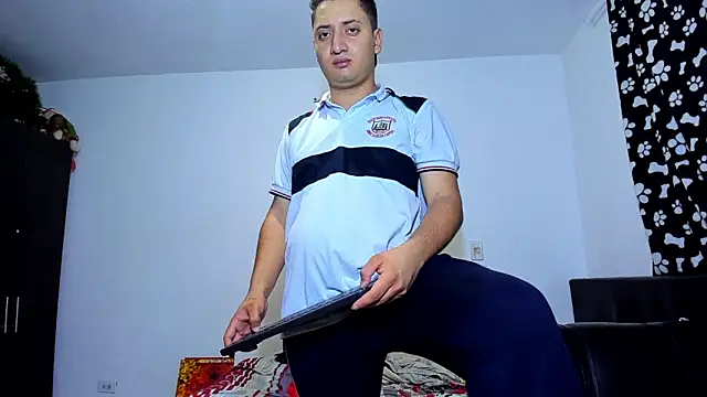 Snapshot of ares_sexxx chatting on September 9, 2025, 1:49 am ares sexxx online show from September 9, 2025, 1:49 am