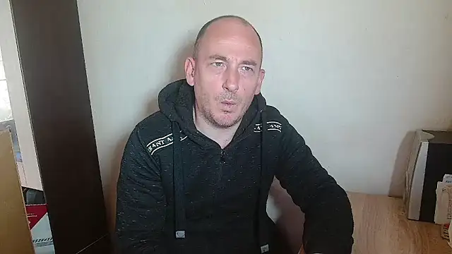 Johan   Barker online show from March 27, 2026, 11:33 am