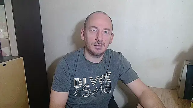 Johan   Barker online show from February 17, 2026, 11:51 am