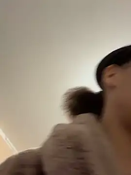 Snapshot of AaliyahHarris chatting on March 3, 2025, 12:50 pm AaliyahHarris online show from March 3, 2025, 12:50 pm