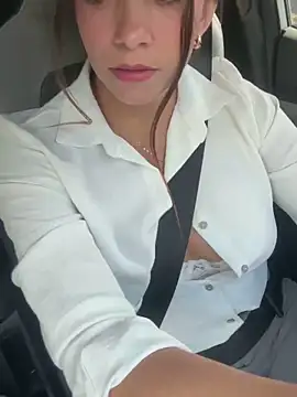 Hall 16 online show from October 6, 2025, 8:20 pm