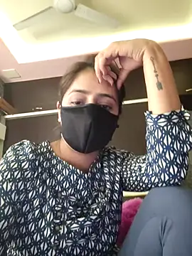 Snapshot of Tasty_Melody chatting on January 18, 2026, 5:05 pm Tasty Melody online show from January 18, 2026, 5:05 pm