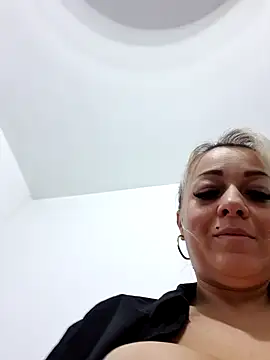 Ruxy42ETT online show from January 30, 2025, 8:11 am