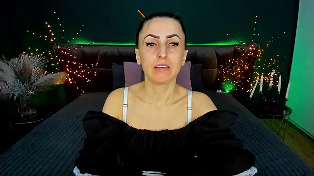 Rebecca Diamond online show from March 4, 2026, 7:05 am