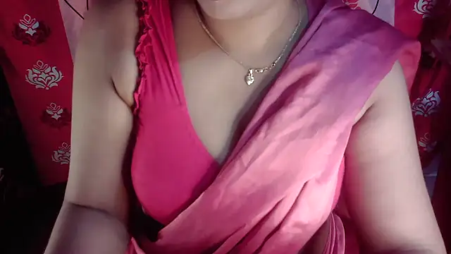 Snapshot of banglarani880 chatting on March 15, 2025, 5:15 pm banglarani880 online show from March 15, 2025, 5:15 pm