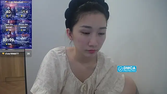 Asiagirll online show from October 8, 2025, 4:08 pm