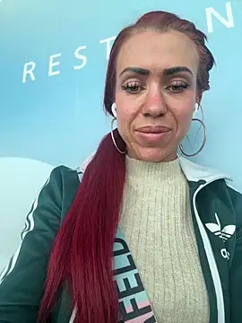 Pia July  online show from April 15, 2026, 10:43 am