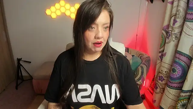 Snapshot of sophia_grants chatting on January 10, 2026, 8:42 am sophia grants online show from January 10, 2026, 8:42 am