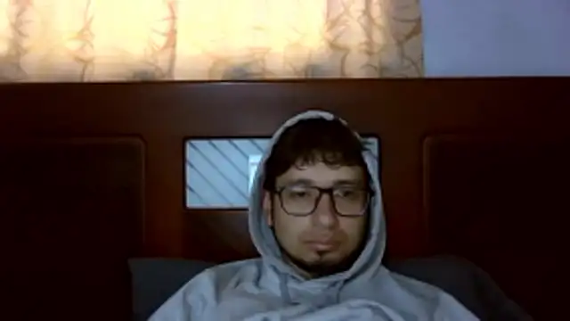 Snapshot of jheisonct chatting on November 5, 2025, 4:32 pm jheisonct online show from November 5, 2025, 4:32 pm