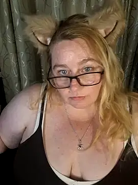 Iceprincess2bad4u online show from February 6, 2026, 6:15 pm