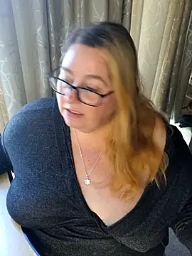 Iceprincess2bad4u online show from November 22, 2025, 6:23 am