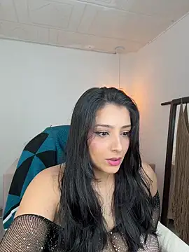 Snapshot of YummyAnna_ chatting on November 8, 2025, 4:54 pm YummyAnna online show from November 8, 2025, 4:54 pm