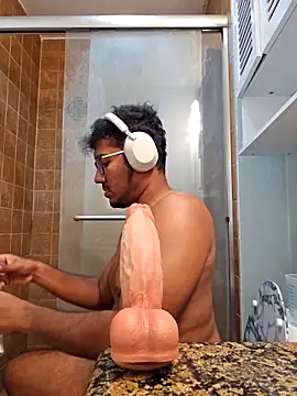 dulcetnukem online show from October 18, 2025, 12:01 am