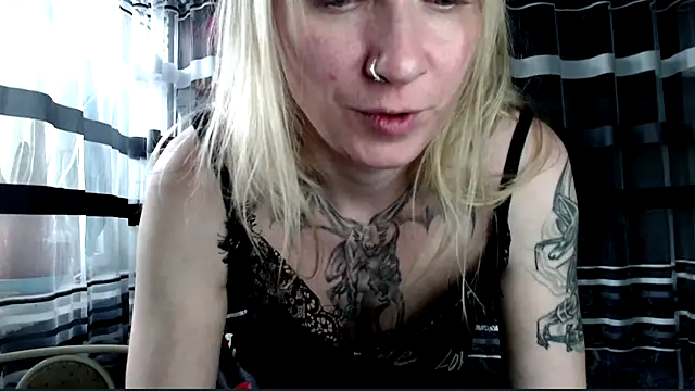 cold lollipop online show from September 23, 2025, 5:58 am