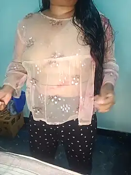 Snapshot of Sweet-Berry chatting on February 19, 2026, 5:43 pm Sweet-Berry online show from February 19, 2026, 5:43 pm