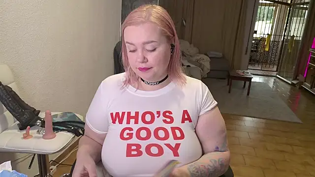 MargotGrey online show from February 2, 2026, 8:46 am