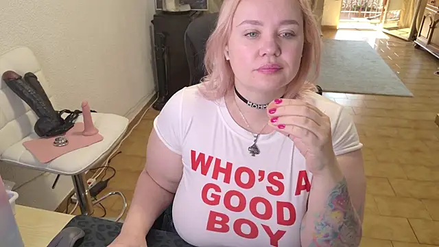 MargotGrey online show from February 22, 2026, 9:33 am