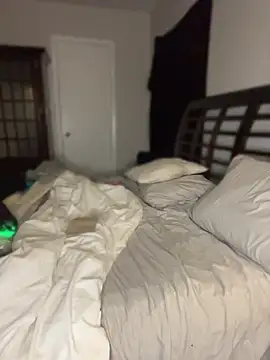 Foreignthababyy online show from June 25, 2026, 1:36 am