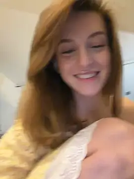 -AngelAri- online show from February 4, 2026, 6:03 pm