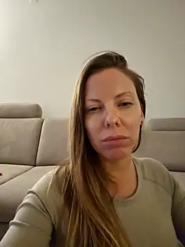 novaforyou1 online show from December 4, 2025, 3:55 pm