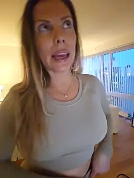 novaforyou1 online show from March 14, 2025, 5:24 pm