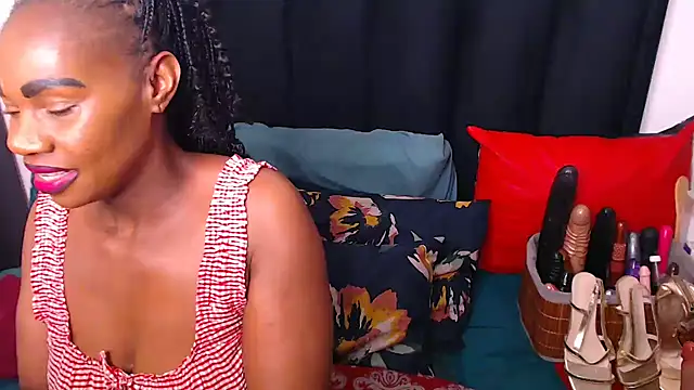 sexybootylicious online show from November 5, 2025, 9:01 am