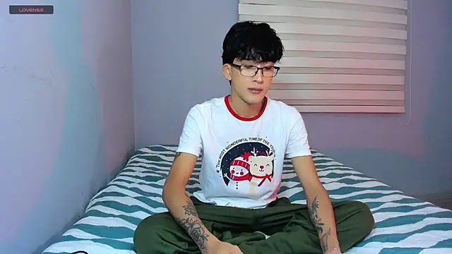 tom Howard online show from March 11, 2026, 3:33 am