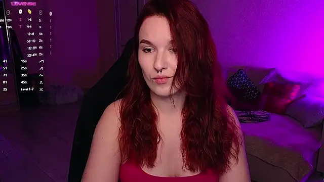 Val lava online show from September 22, 2025, 8:37 pm