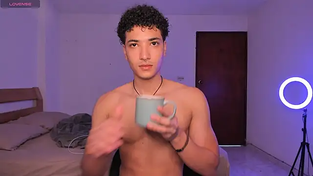 MitchellXD online show from January 4, 2025, 2:46 pm