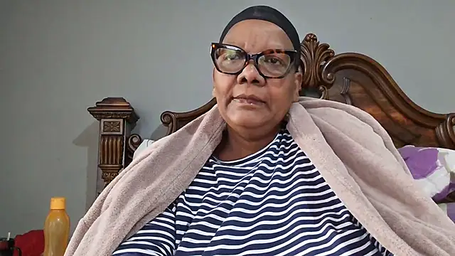 SEXYBOOBSNASS online show from October 20, 2025, 5:09 am