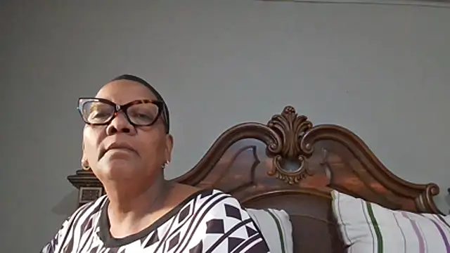 SEXYBOOBSNASS online show from November 21, 2025, 3:49 am