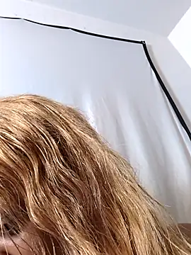 JadaSkyy online show from October 23, 2025, 12:20 am