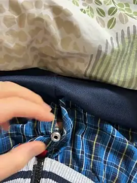 Snapshot of taro-321 chatting on December 4, 2025, 5:50 am taro-321 online show from December 4, 2025, 5:50 am