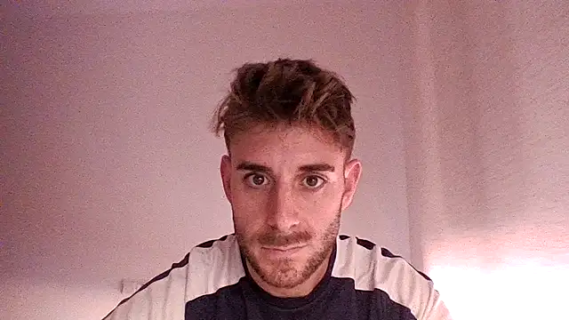 Snapshot of vargas90 chatting on October 28, 2025, 9:41 am vargas90 online show from October 28, 2025, 9:41 am