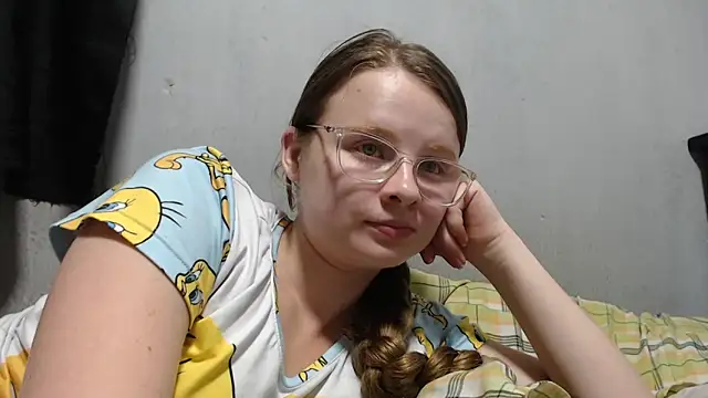 Snapshot of HellenMiyer1111 chatting on February 15, 2025, 3:20 am HellenMiyer1111 online show from February 15, 2025, 3:20 am