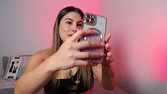 amelie collins online show from January 27, 2025, 10:38 pm