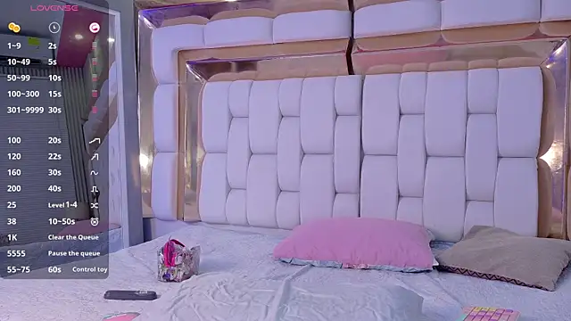 sexysistter online show from September 9, 2025, 12:36 pm