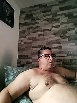 ADRIAN ADI40 online show from March 26, 2026, 3:32 pm