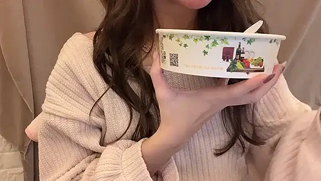 Tw Zoella online show from February 26, 2025, 1:57 am