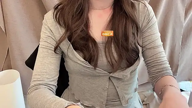 Tw Zoella online show from March 19, 2025, 6:46 am